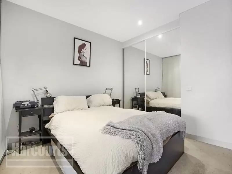 1207/555 Flinders Street, Melbourne Leased by Harcourts Melbourne City - image 2
