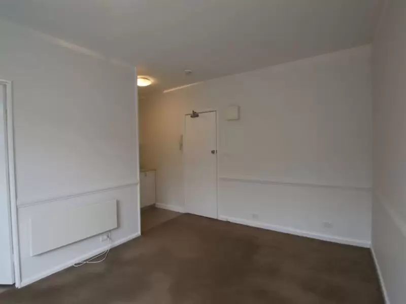 106/25 Hotham Street, East Melbourne Leased by Harcourts Melbourne City - image 1