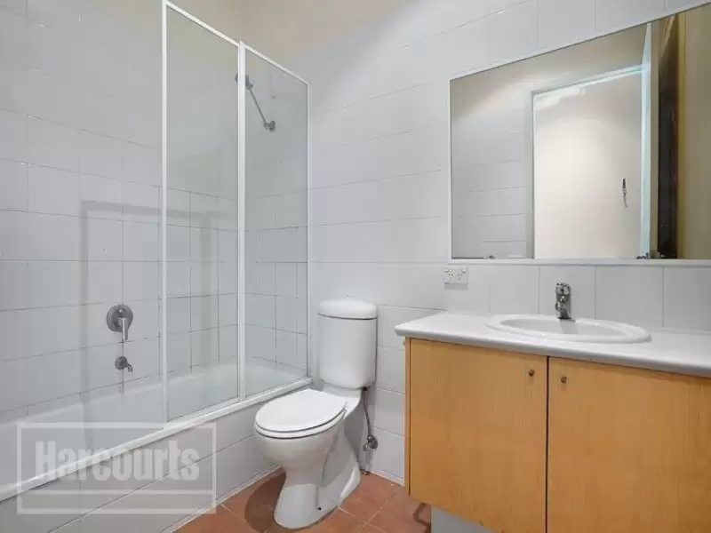 11/6 Anthony Street, Melbourne Leased by Harcourts Melbourne City - image 5