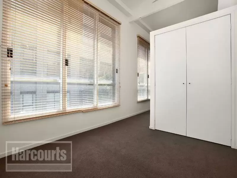 11/6 Anthony Street, Melbourne Leased by Harcourts Melbourne City - image 3