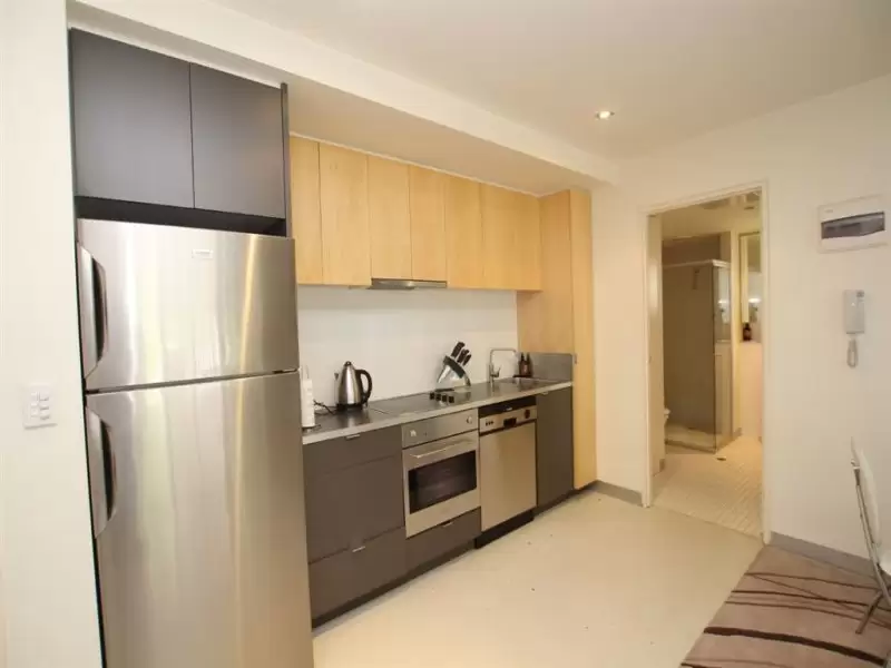 105/1 Danks Street West, Port Melbourne Leased by Harcourts Melbourne City - image 8