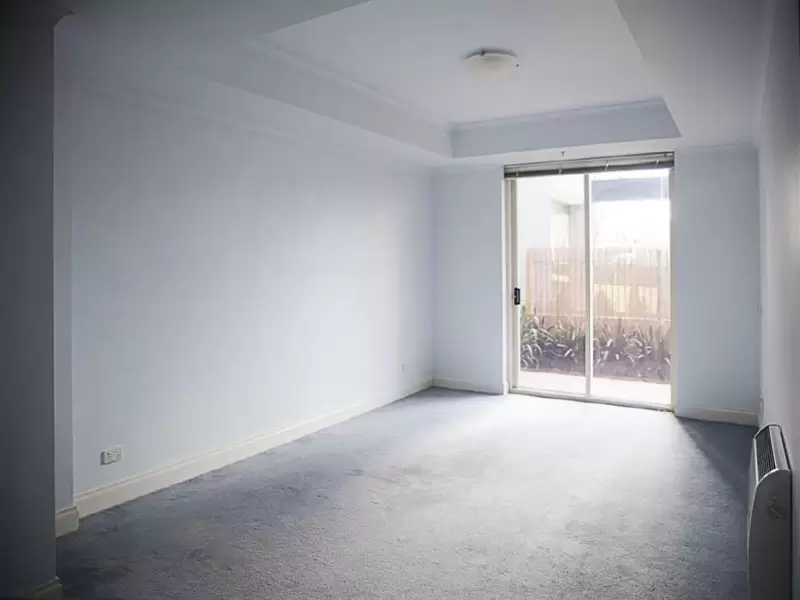 9/632 St Kilda Road, Melbourne Leased by Harcourts Melbourne City - image 2
