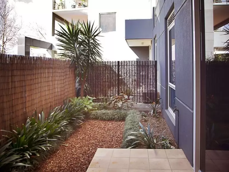 9/632 St Kilda Road, Melbourne Leased by Harcourts Melbourne City - image 1