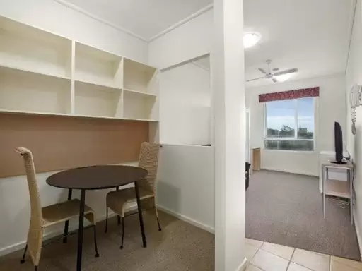 5709/570 Lygon Street, Carlton Leased by Harcourts Melbourne City