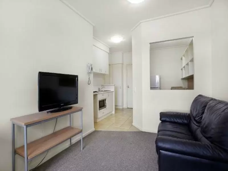5709/570 Lygon Street, Carlton Leased by Harcourts Melbourne City - image 6