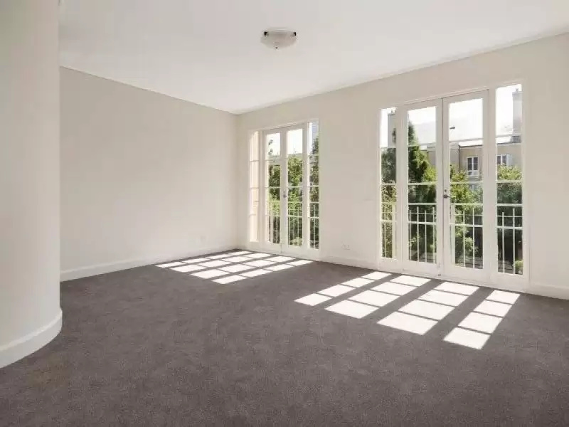 28/1 Wellington Crescent, East Melbourne Leased by Harcourts Melbourne City - image 2