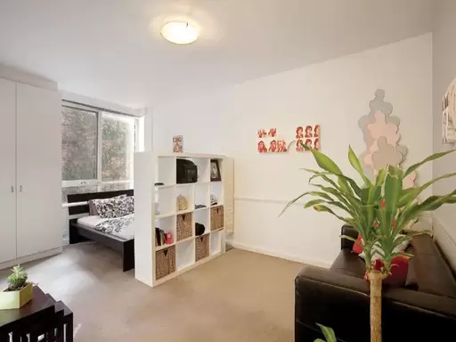 211/25 Hotham Street, East Melbourne Leased by Harcourts Melbourne City