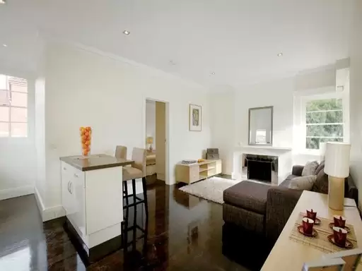 21/29-35 George Street, East Melbourne Leased by Harcourts Melbourne City
