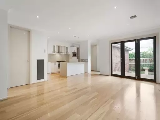 3 Mueller Close, Burwood Leased by Harcourts Melbourne City