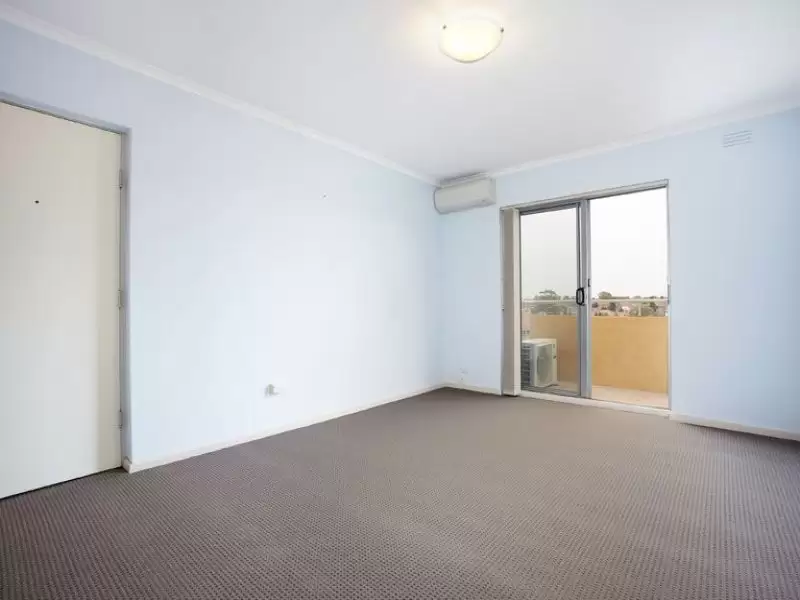 23/193 Brighton Road, Elwood Leased by Harcourts Melbourne City - image 1