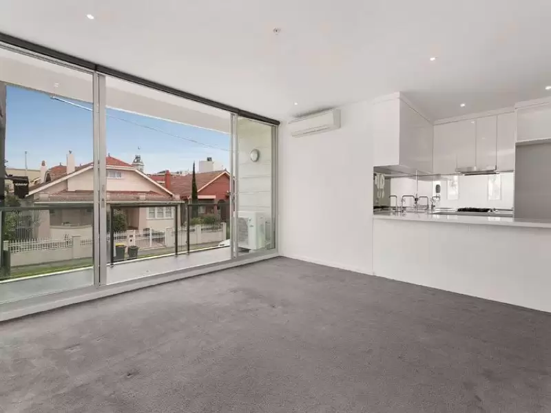 12/2 Walker Street, Moonee Ponds Leased by Harcourts Melbourne City - image 2