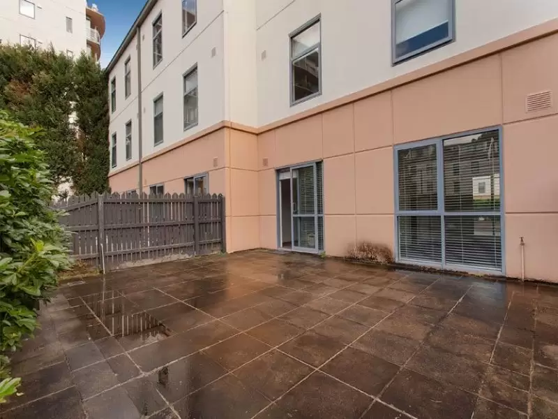2/93 Dodds Street, Southbank Leased by Harcourts Melbourne City - image 4