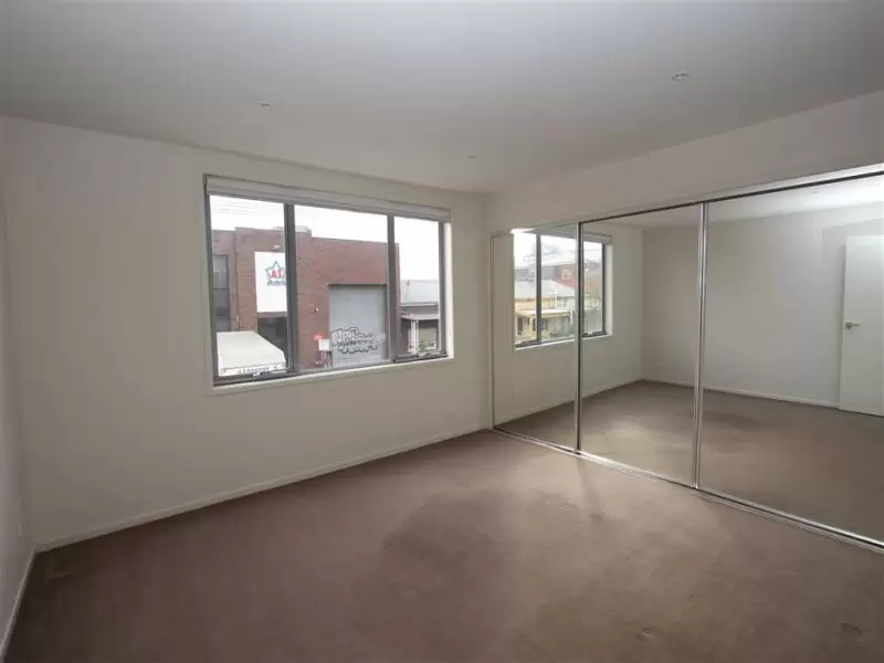 2/208 Albion Street, Brunswick East Leased by Harcourts Melbourne City - image 2