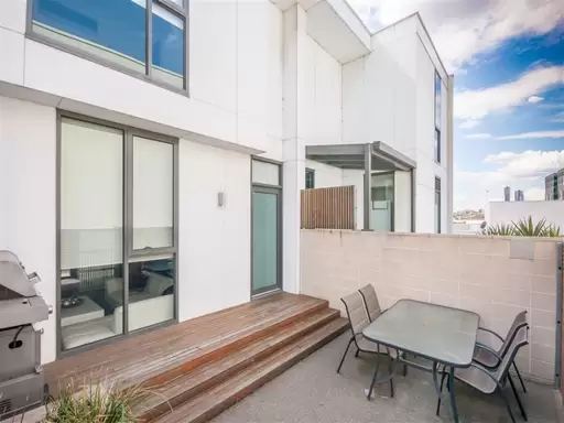 230/117 Studio Lane, Docklands Leased by Harcourts Melbourne City