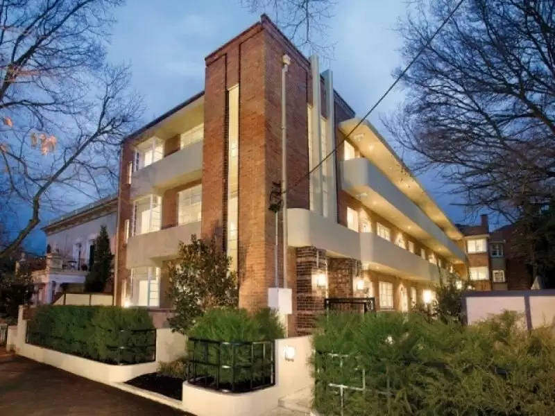 21/29-35 George Street, East Melbourne Leased by Harcourts Melbourne City - image 2