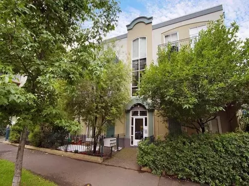 3/55 Kavanagh Street, Southbank Leased by Harcourts Melbourne City