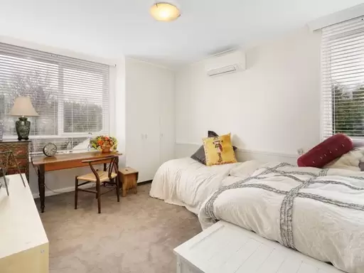 207/25 Hotham Street, East Melbourne Leased by Harcourts Melbourne City