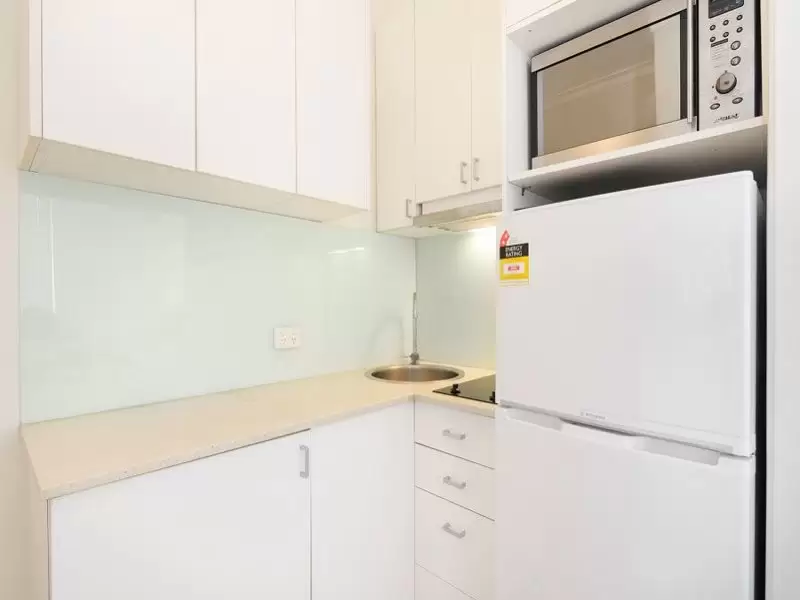 207/25 Hotham Street, East Melbourne Leased by Harcourts Melbourne City - image 3