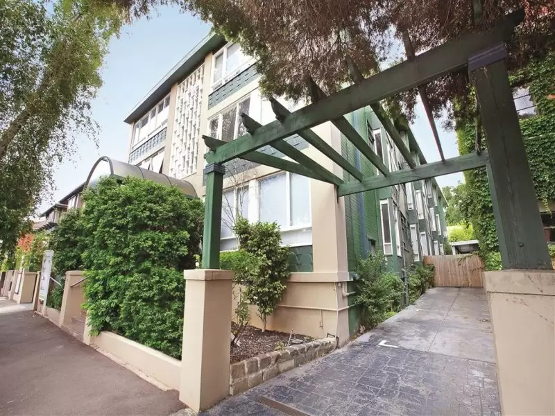 110/25 Hotham Street, East Melbourne Leased by Harcourts Melbourne City - image 3