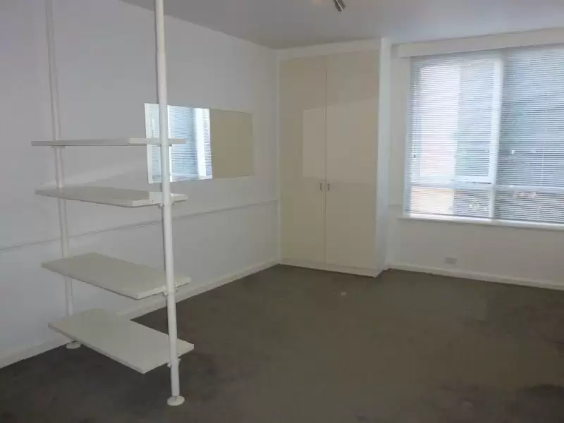 110/25 Hotham Street, East Melbourne Leased by Harcourts Melbourne City - image 2