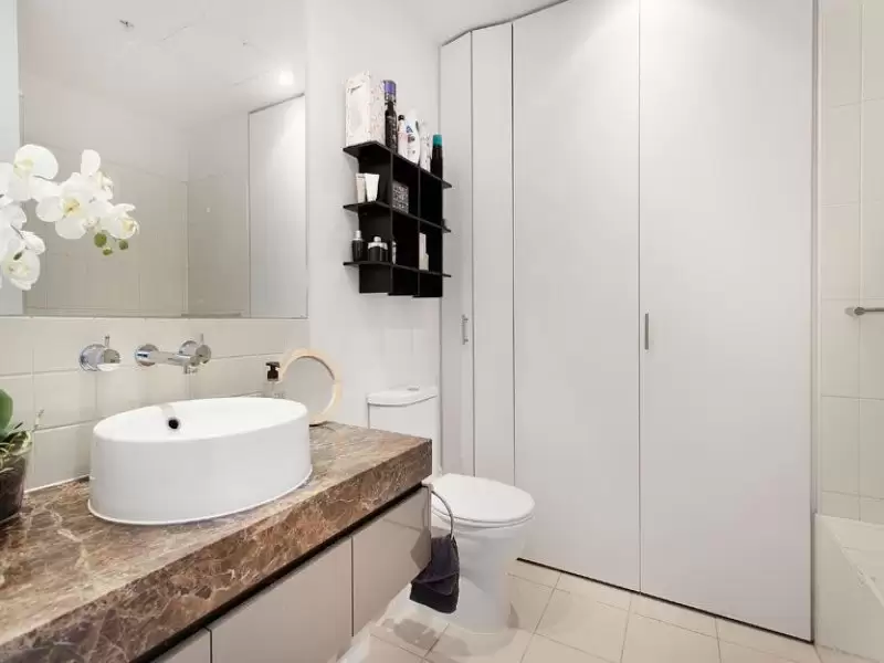 507/52 Nott Street, Port Melbourne Leased by Harcourts Melbourne City - image 5