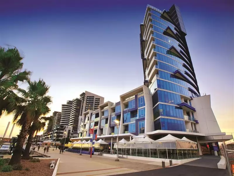 1302/2 New Quay Promenade, Docklands Leased by Harcourts Melbourne City - image 6
