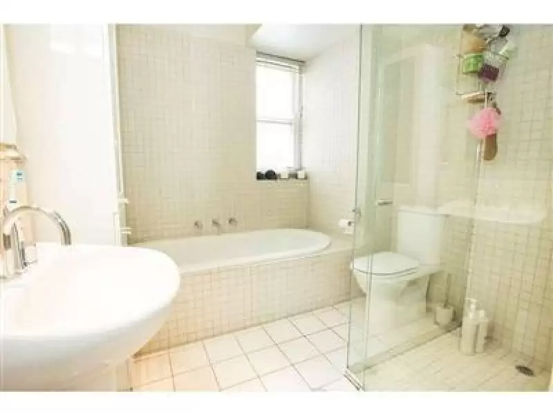 10/149 Fitzroy Street, St Kilda Leased by Harcourts Melbourne City - image 5