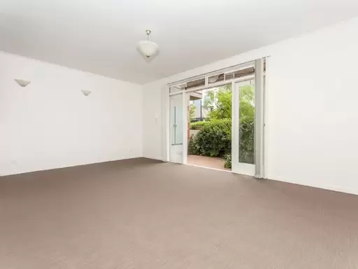 1/120 Sturt Street, Southbank Leased by Harcourts Melbourne City
