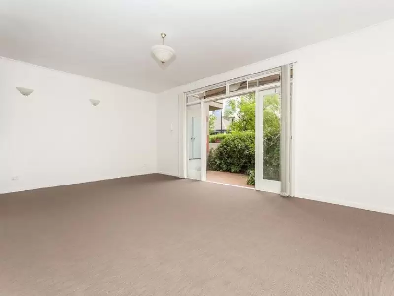 1/120 Sturt Street, Southbank Leased by Harcourts Melbourne City - image 1