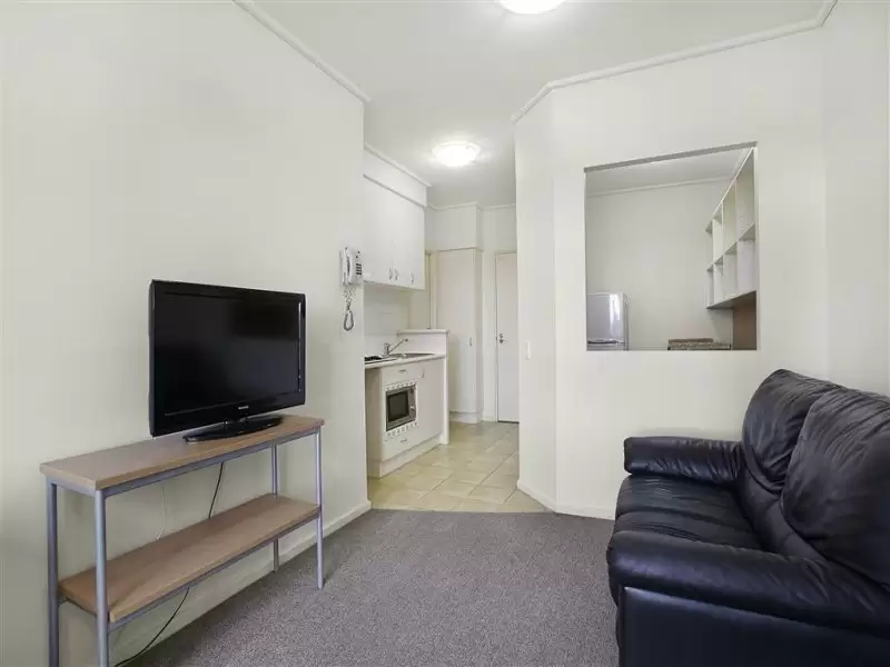 5709/570 Lygon Street, Carlton Leased by Harcourts Melbourne City - image 6