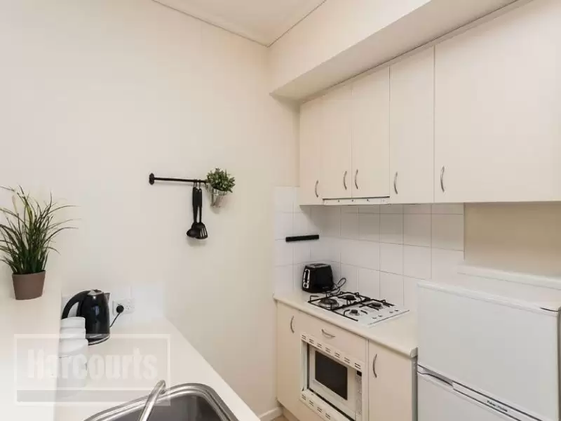 2405/570 Lygon Street, Carlton Leased by Harcourts Melbourne City - image 6