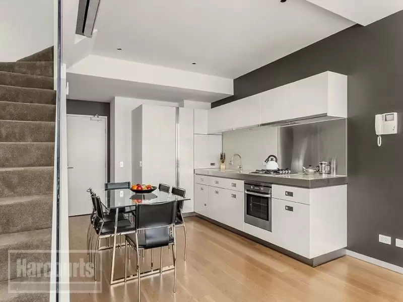 621/539 St Kilda Road, Melbourne Leased by Harcourts Melbourne City - image 2