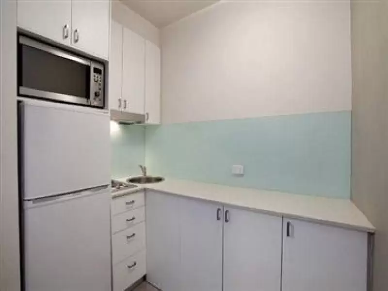 212/25 Hotham Street, East Melbourne Leased by Harcourts Melbourne City - image 2