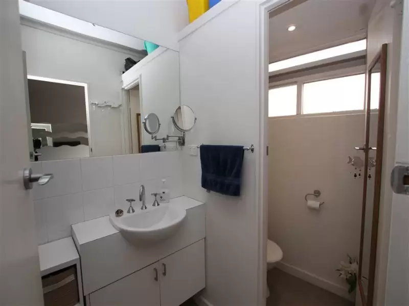209/25 Hotham Street, East Melbourne Leased by Harcourts Melbourne City - image 5