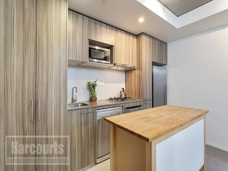620/17 Singers Lane, Melbourne Leased by Harcourts Melbourne City - image 2