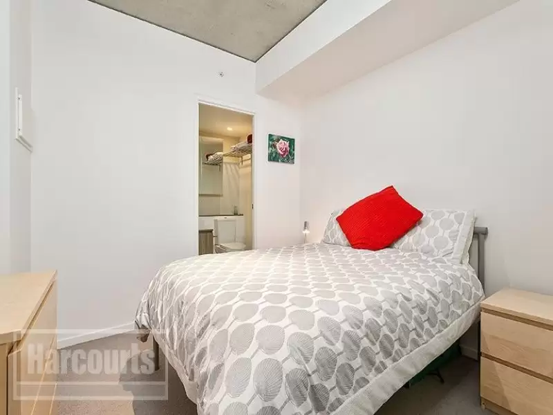 620/17 Singers Lane, Melbourne Leased by Harcourts Melbourne City - image 4