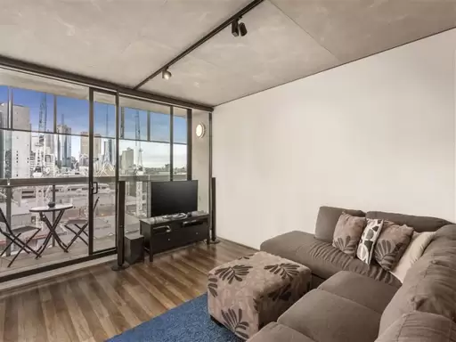 901/152 Sturt Street, Southbank Leased by Harcourts Melbourne City
