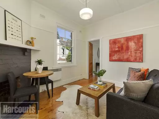 7/21 Hotham Street, East Melbourne Leased by Harcourts Melbourne City