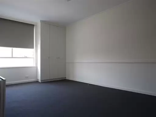 205/25 Hotham, East Melbourne Leased by Harcourts Melbourne City