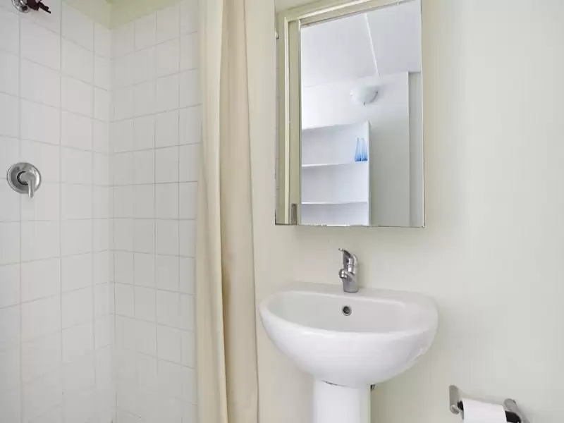 135/546 Flinders Street, Melbourne Leased by Harcourts Melbourne City - image 3