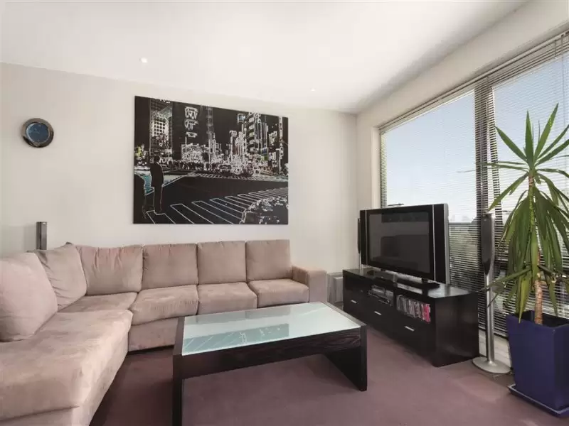306/3-7 Alma Road, St Kilda Leased by Harcourts Melbourne City - image 3