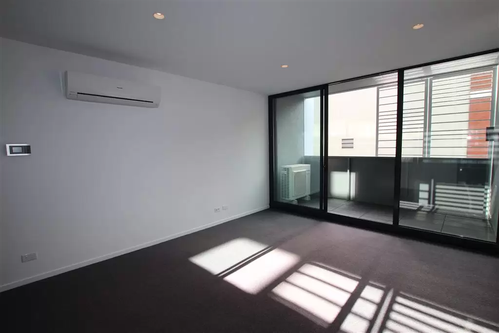 111/18 Chatham Street, Prahran Leased by Harcourts Melbourne City - image 3