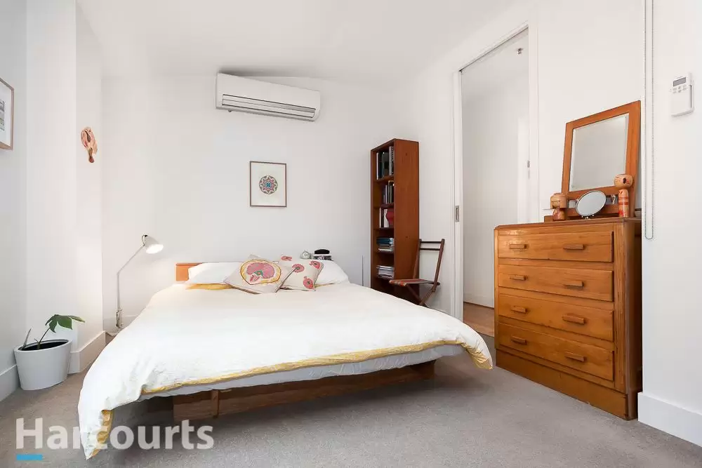 57/243 Collins Street, Melbourne Leased by Harcourts Melbourne City - image 4