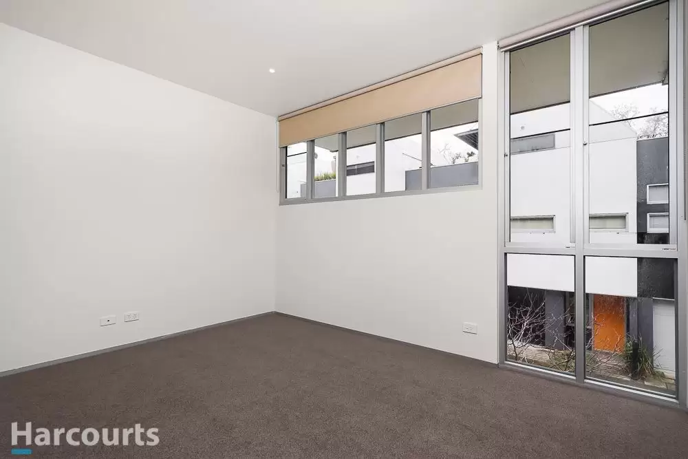 8 Mark Street, North Melbourne Leased by Harcourts Melbourne City - image 7