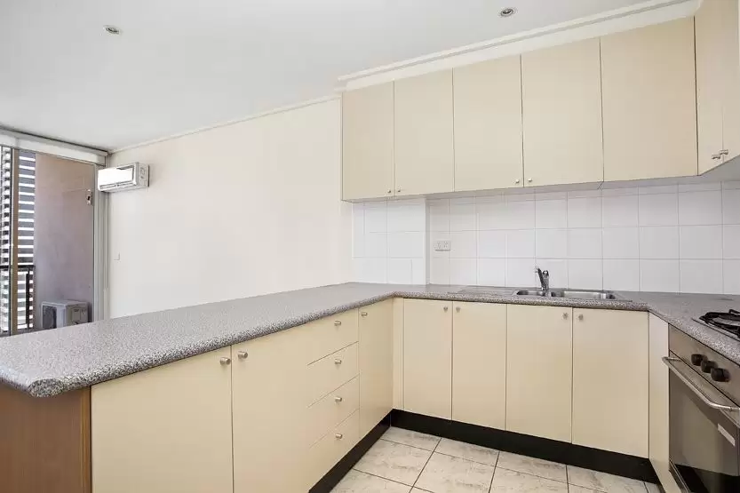 213/538 Little Lonsdale Street, Melbourne Leased by Harcourts Melbourne City - image 4