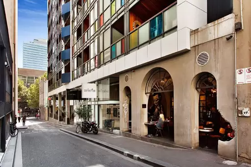 104/18 Russell Place, Melbourne Leased by Harcourts Melbourne City